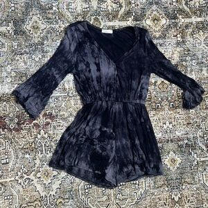 Ginger G | Gray & black Tie Die Romper | Size S